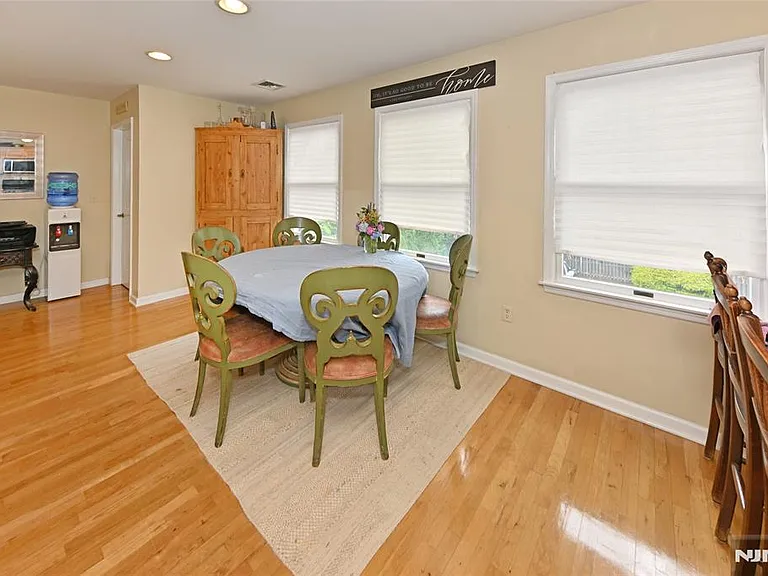 253 Madison Ave #1 — Photo 6
