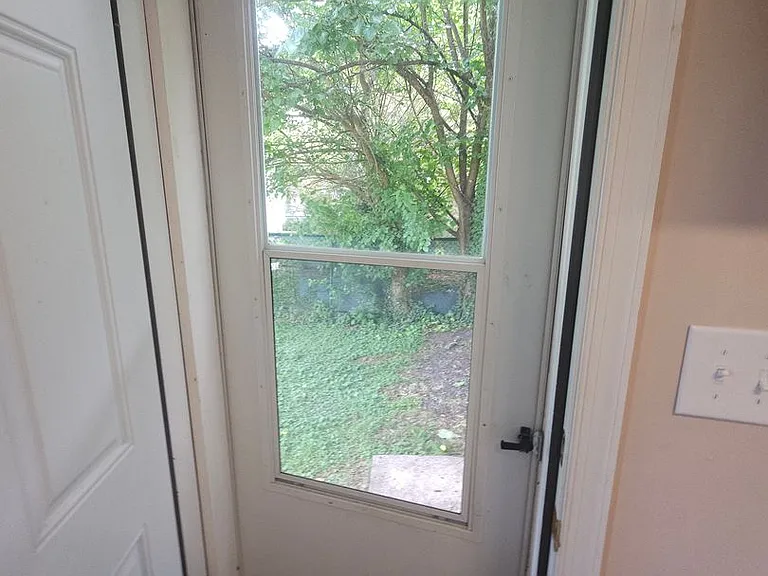 912 Forest St — Photo 25