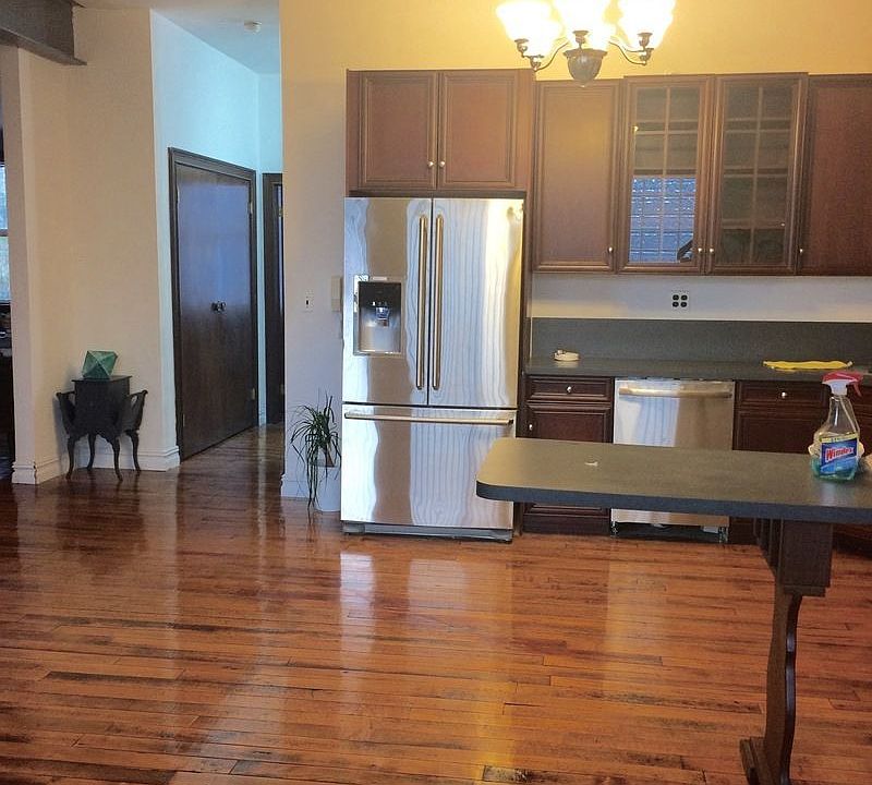 1st image of 13 Lexington Ave APT 9