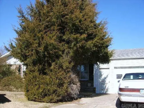 2303 E Lake St, Paragould, AR 72450