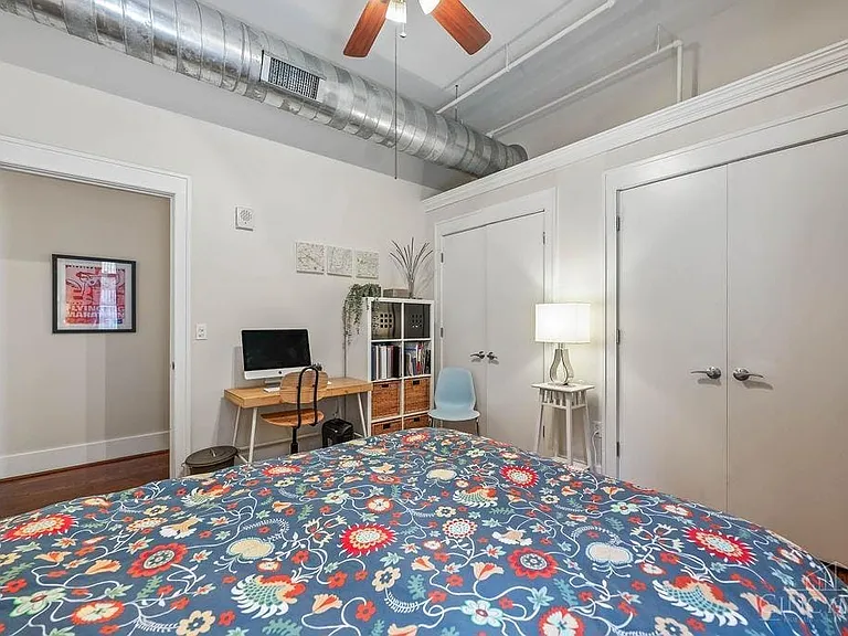 417 Vine St #302 — Photo 27