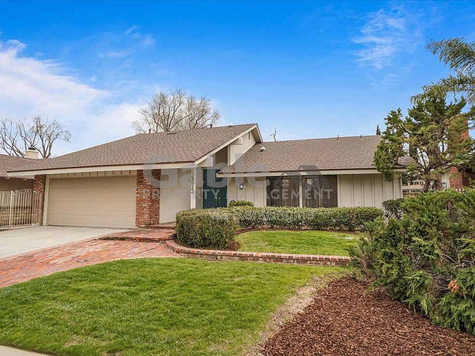 1st image of 23922 Avenida Entrana