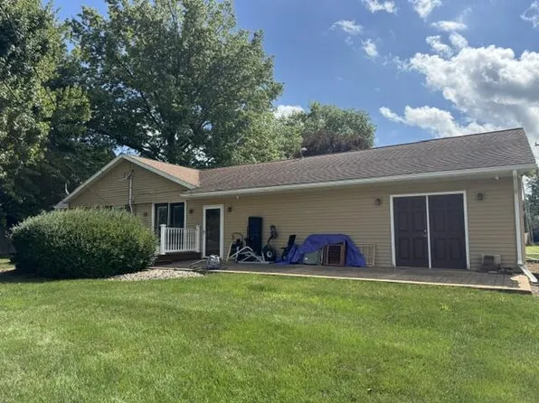 942 Victoria Dr, Bucyrus, OH 44820