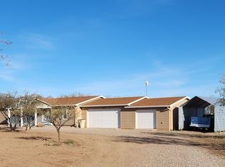 417 E Allen Ln, Huachuca City, AZ 85616