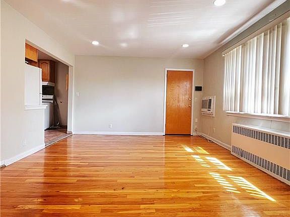 2nd image of 61-51 84th St