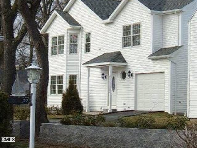 1st image of 28 B Weil Street