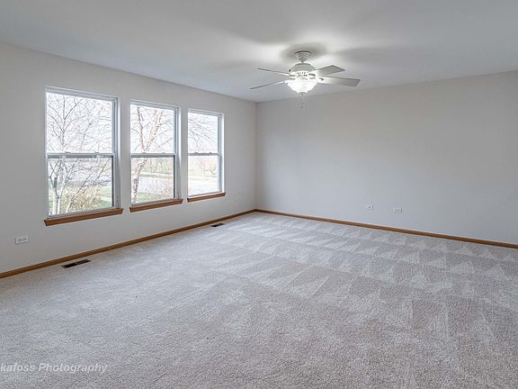4th image of 1954 Windette Dr