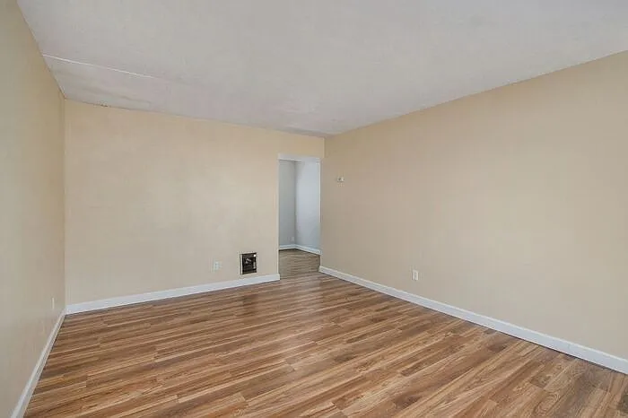 444 Garland St #2 — Photo 8