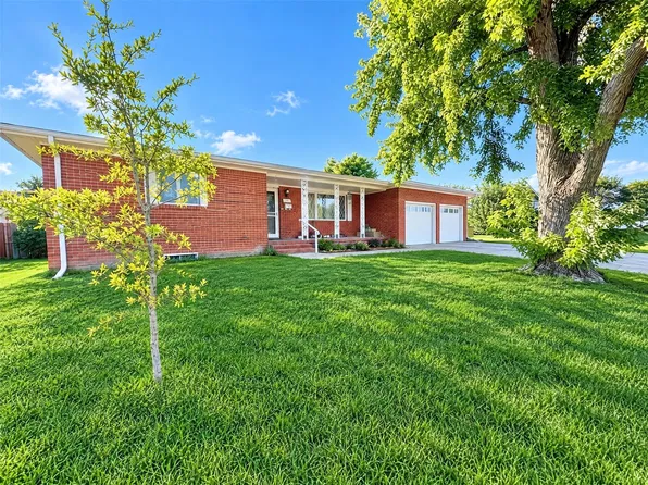1601 11th Ave, Dodge City, KS 67801