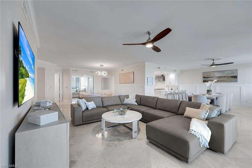3 bed, 3.0 bath, 2747 sqft, $25,000 — Photo 3