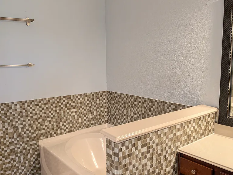 2525 Bonnie Ln — Photo 18