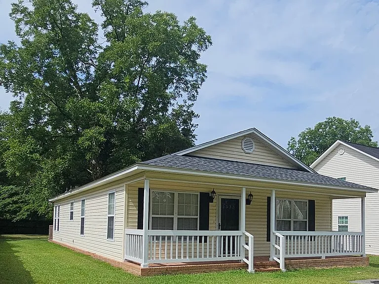 1533 Tinkertown Ave — Photo 2