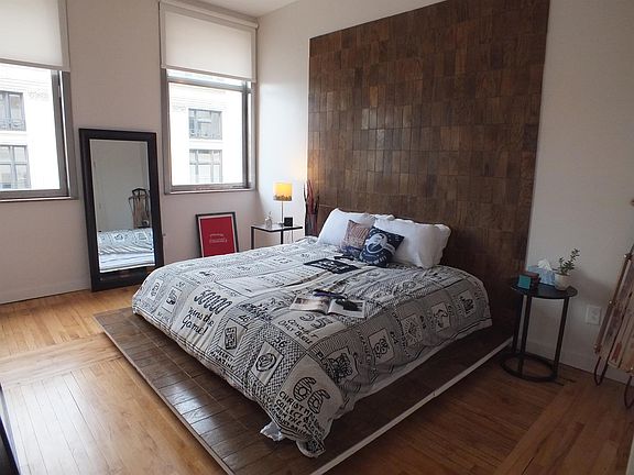 4th image of 11 E Gay St APT 401