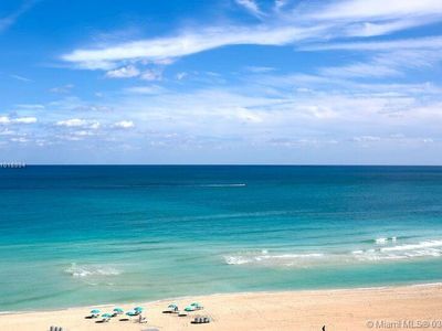 5701 W Collins #909, Miami Beach, FL, 33140