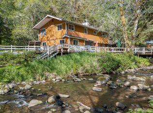 642 N New Bridge Rd, Otis, OR 97368