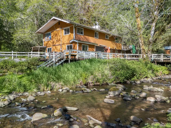 642 N New Bridge Rd, Otis, OR 97368