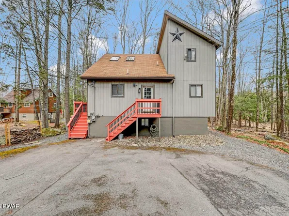 257 N Gate Rd, Lake Ariel, PA 18436