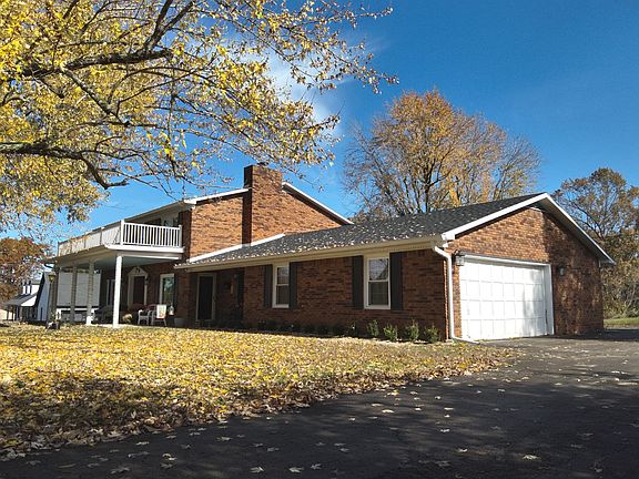 3rd image of 404 Paradise St