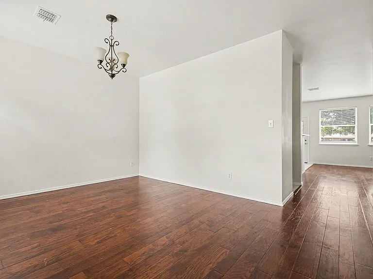 1578 Mahogany Dr — Photo 6