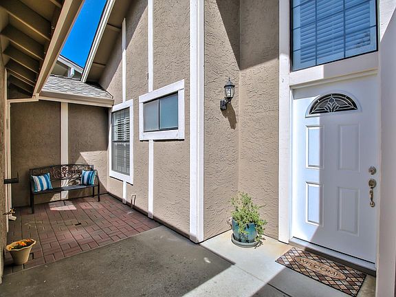 5th image of 1870 Bayo Claros Cir