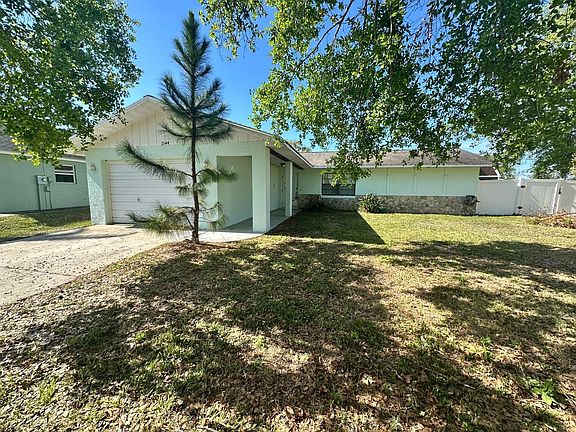 2nd image of 1544 Camellia Court