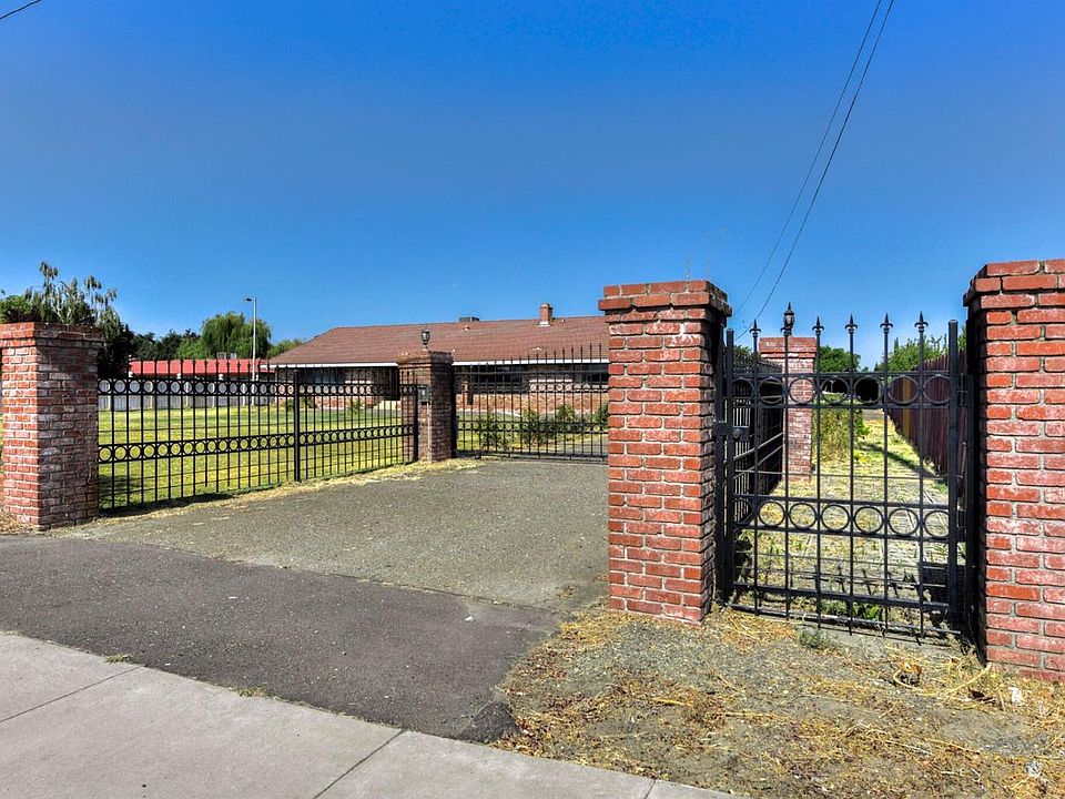 1st image of 2870 Jefferson Blvd