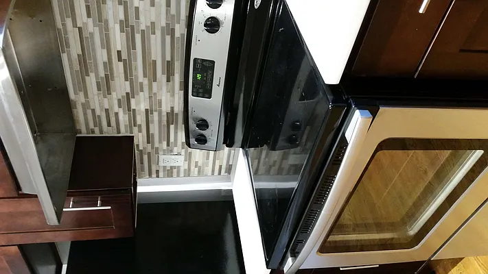 Rented by Signature Property Realty | media 20