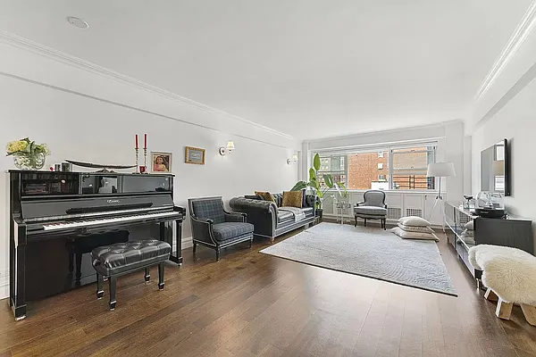 Rented by Compass | media 18