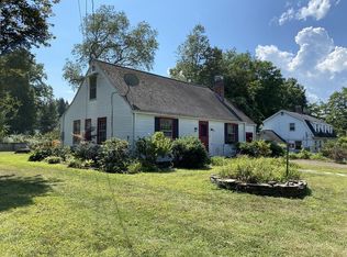 48 Berkshire Ter, Amherst, MA 01002