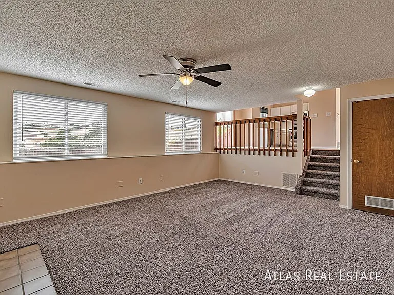 8150 Camfield Cir — Photo 18