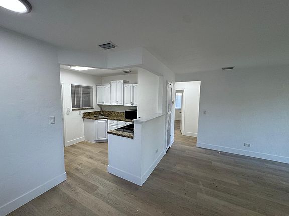 5th image of 1635 NE 160th Street