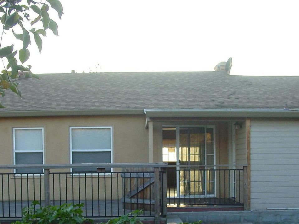 2nd image of 654 Warden Ave
