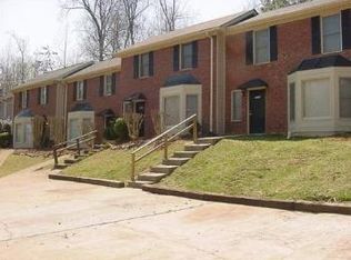 5634 Estates Ct, Norcross, GA 30093