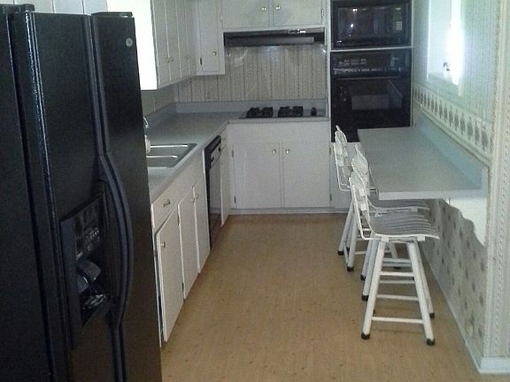 5th image of 816 Windsorwood Dr