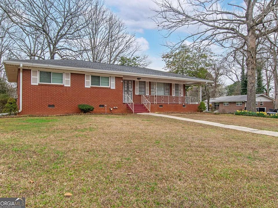 1st image of 656 Bolton Rd NW