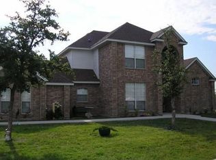 614 Grand Oaks Ct, Alvord, TX 76225
