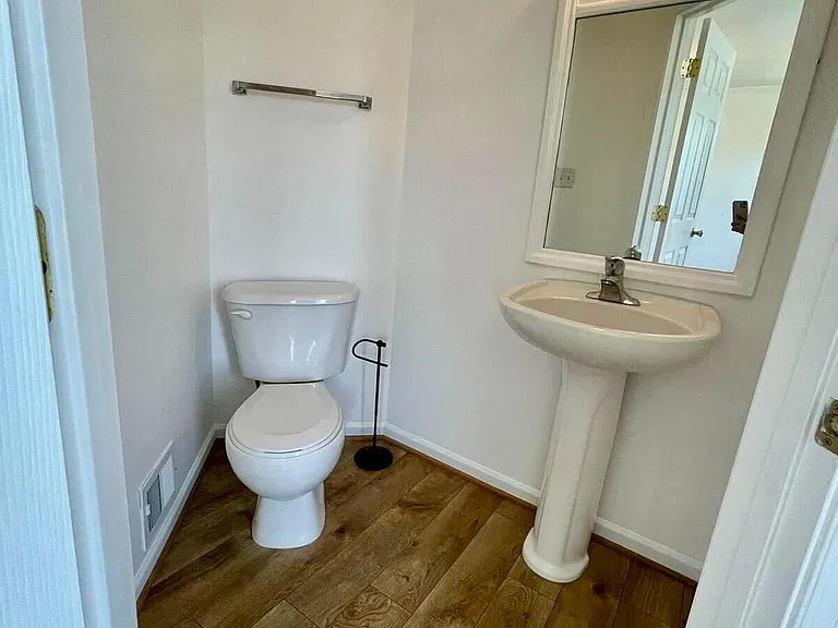 61 Quartz Rd — Photo 13