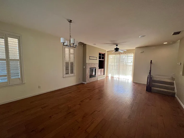 7828 Abramo Walk — Photo 35