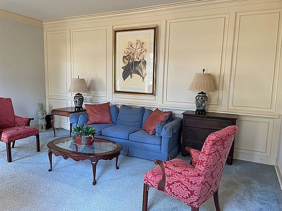 Architectural large molding