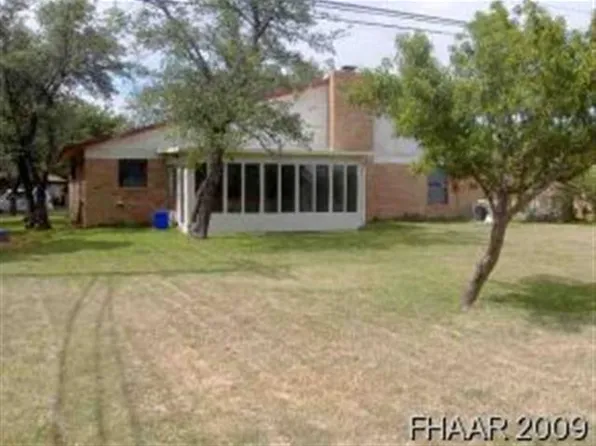 1227 Craig St, Copperas Cove, TX 76522