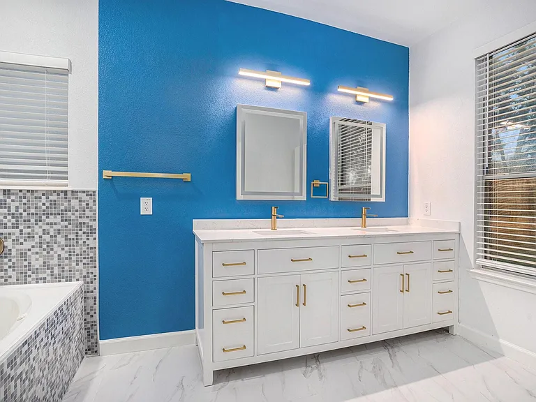 3811 Misty Falls Ln — Photo 20