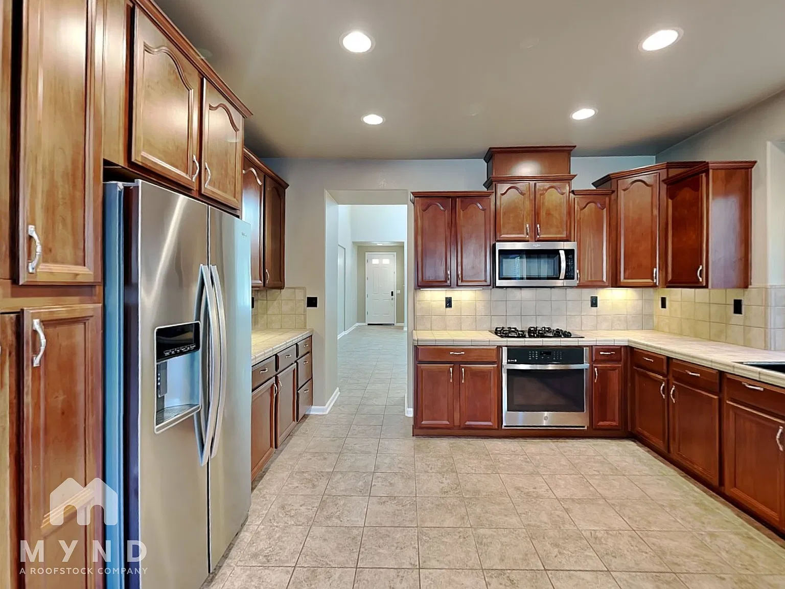 4 bed, 3.0 bath, 2800 sqft, $3,479 — Photo 3