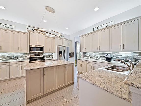 5th image of 3914 Glacier Ct