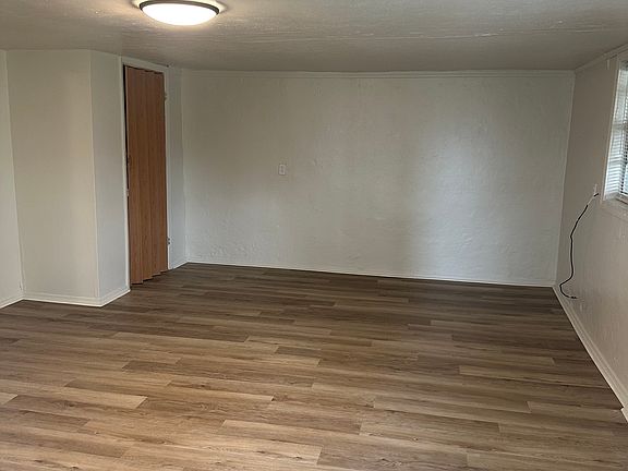 4th image of 327 Landau Dr #331
