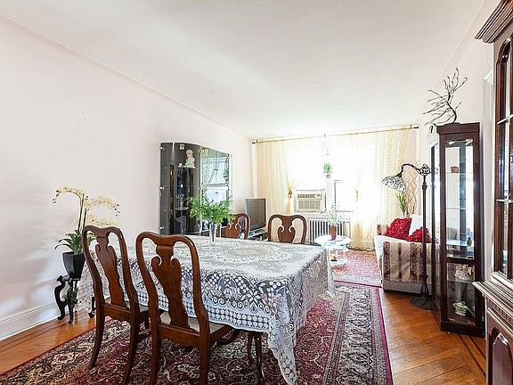 5th image of 6298 Saunders St APT 6F