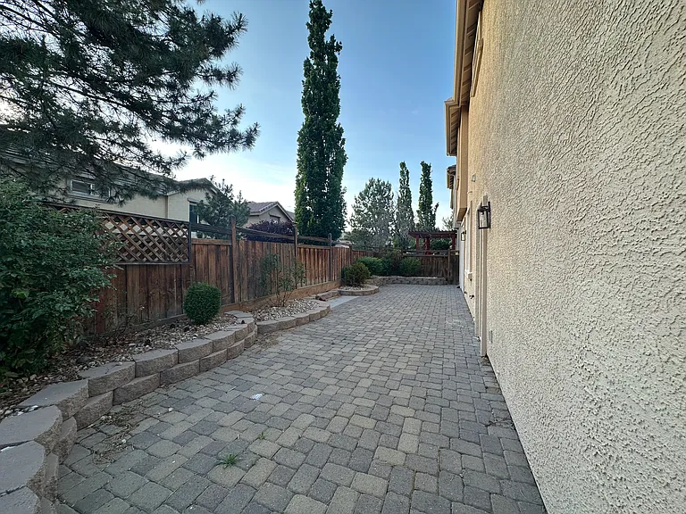 6227 Ingleston Dr — Photo 31