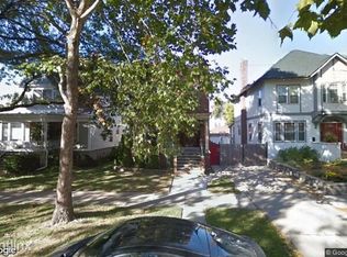 5350 N Sawyer Ave, Chicago, IL 60625