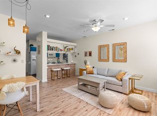7206 Avenida El Nido, Santa Fe, NM 87507