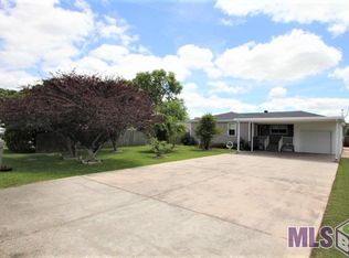 213 Redwood St, Labadieville, LA 70372