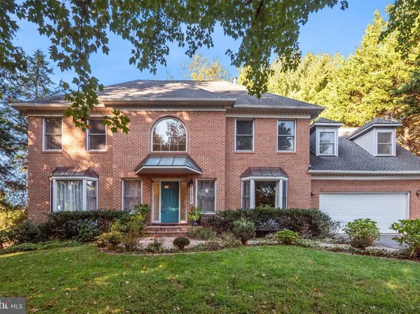 11512 Darnestown Rd, Gaithersburg, MD 20878